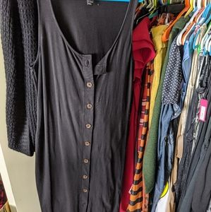 Forever 21 bodycon black buttoned midi dress